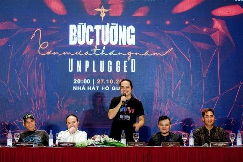 Ban nhạc Bức Tường hội ngộ cùng khán giả Thủ đô với 'Cơn mưa tháng năm'