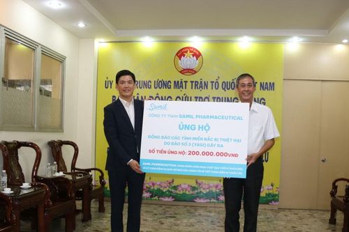 Ban Công tác phía Nam tiếp nhận 200 triệu đồng ủng hộ đồng bào bị thiên tai