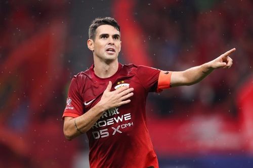 Oscar giúp CLB Trung Quốc thoát khỏi khủng hoảng