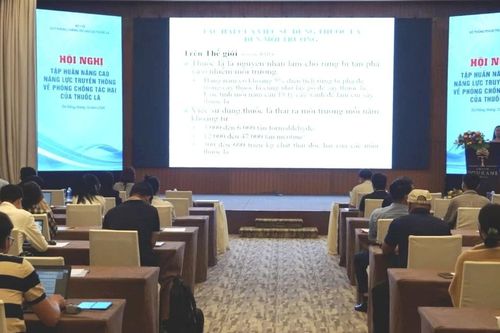 Sử dụng thuốc lá điện tử đang gia tăng ở giới trẻ