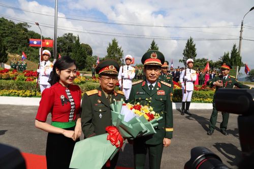 Bắt đầu các hoạt động Giao lưu hữu nghị Quốc phòng biên giới Việt Nam - Lào lần thứ 2