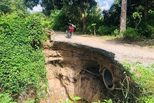 Gia Lai: Sạt lở bờ sông Ba, uy hiếp tính mạng và tài sản của hàng trăm hộ dân