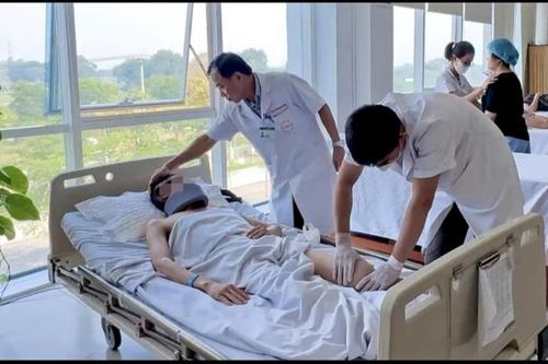 Nạn nhân duy nhất sống sót sau lở đất ở Cao Bằng trong bão số 3 được chữa trị ra sao?