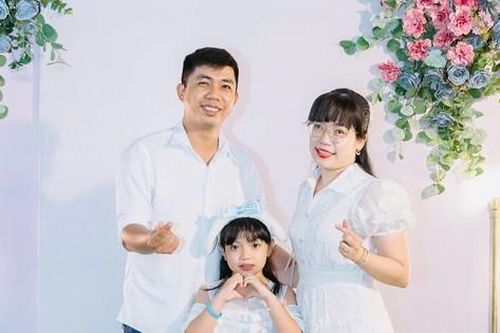 Bữa cơm bình dị hàng ngày 'giữ lửa' hạnh phúc cho gia đình trẻ