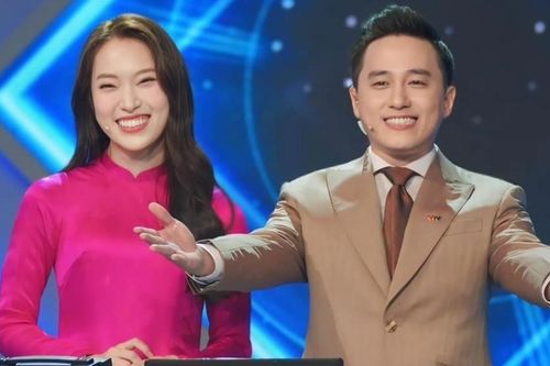 Hình ảnh không lên sóng VTV lộ áp lực của MC Khánh Vy 'Đường lên đỉnh Olympia'