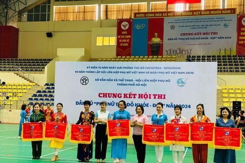Sôi nổi chung kết hội thi dân vũ 'Phụ nữ Thủ đô khỏe - đẹp'