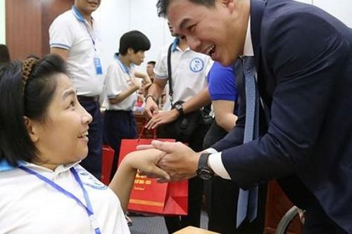 'Mỗi thanh niên là nguồn năng lượng tích cực, thắp lên tinh thần tỏa sáng đầy nghị lực'