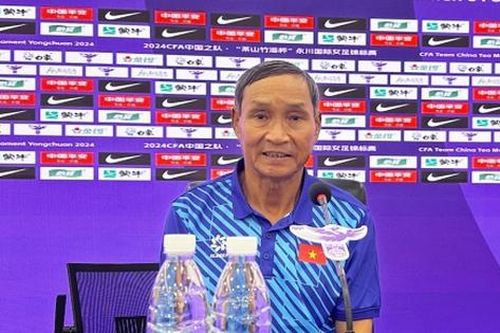 HLV Mai Đức Chung nói gì về đội tuyển Trung Quốc?