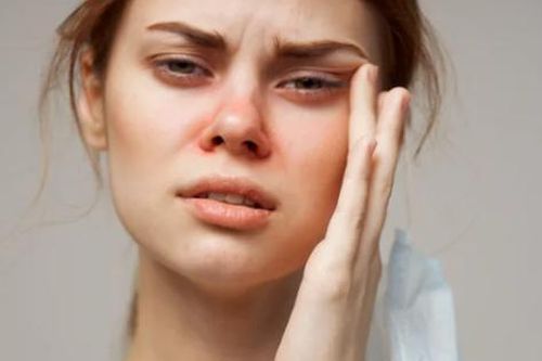 Cảm giác nóng rát ở mũi là bệnh gì?