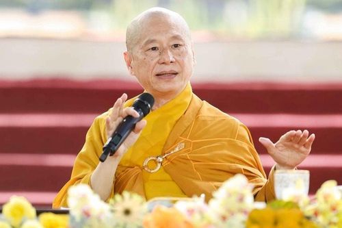 Trường Đại học Hà Nội thu hồi bằng của ông Vương Tấn Việt