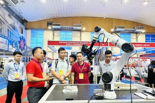 Ngành công nghiệp chế biến, chế tạo chịu tác động từ 4 làn sóng dịch chuyển