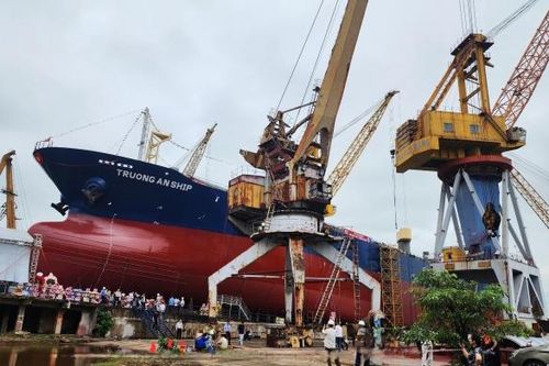 Ngành công nghiệp tàu thủy: Chú trọng phát triển công nghiệp hỗ trợ