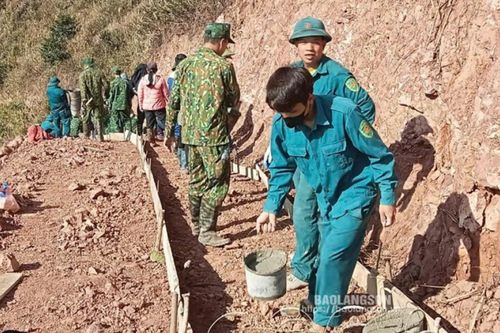 Dân quân xã Bắc Xa phát huy vai trò xung kích