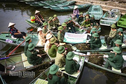 Phụ nữ Công an Ninh Bình: Bản lĩnh tỏa sáng