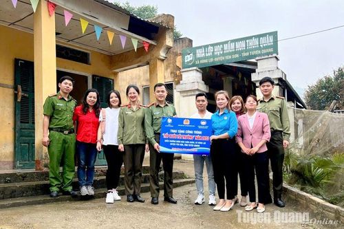 Tiếp bước tới trường