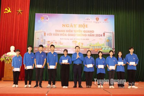 Ngày hội Thanh niên Tuyên Quang với văn hóa giao thông năm 2024