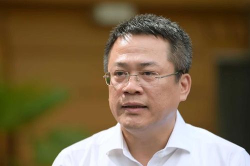 Cần lắng nghe, bắt bệnh, chăm sóc sức khỏe cho đất