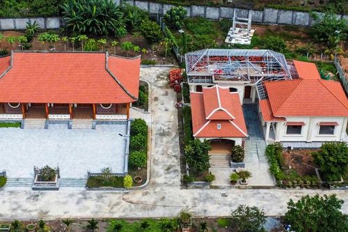 Bình Phước: 'Biệt phủ' xây dựng sai phép vẫn chưa tháo dỡ như cam kết