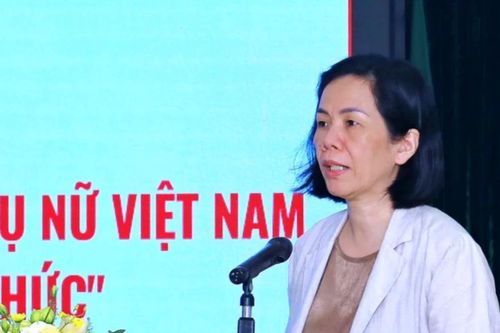 Tiếp tục quan tâm, tạo điều kiện để phụ nữ phát huy năng lực