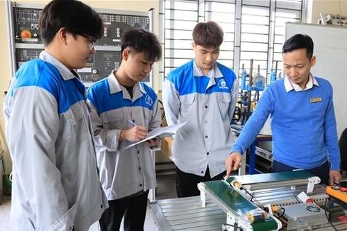 Vĩnh Phúc tập trung đầu tư phát triển nguồn nhân lực chất lượng cao