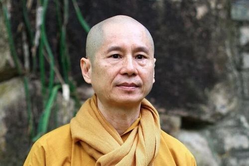 Ông Vương Tấn Việt - Thích Chân Quang sẽ bị thu hồi bằng cấp