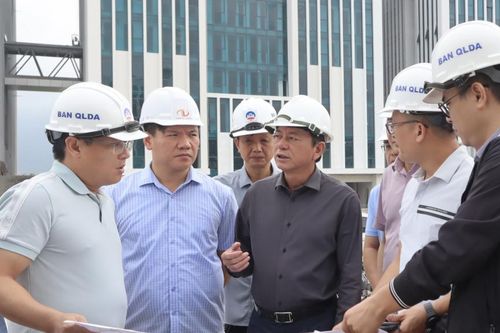 Chủ tịch UBND tỉnh Hoàng Xuân Ánh kiểm tra tiến độ thi công một số công trình trọng điểm trên địa bàn Thành phố