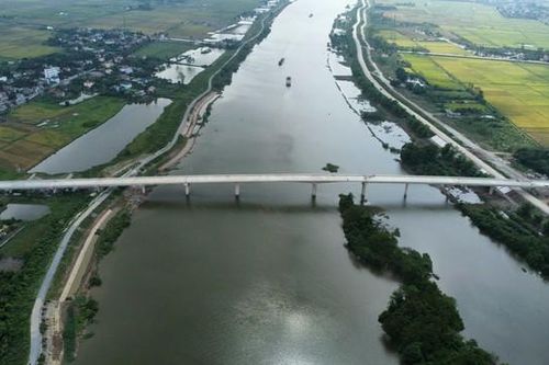 Hiện trạng cầu Bến Mới nối Nam Định - Ninh Bình chuẩn bị thông xe trong tháng 10