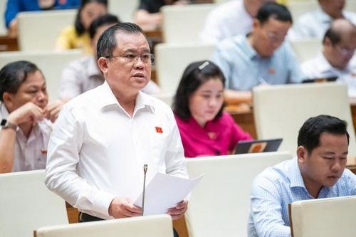 Quy định chặt để kiểm soát chất lượng thuốc mua bán qua thương mại điện tử