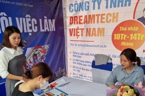 Bấp bênh nữ lao động di cư