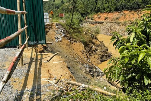 Lào Cai tập trung khắc phục hạ tầng giao thông bị hư hại do thiên tai