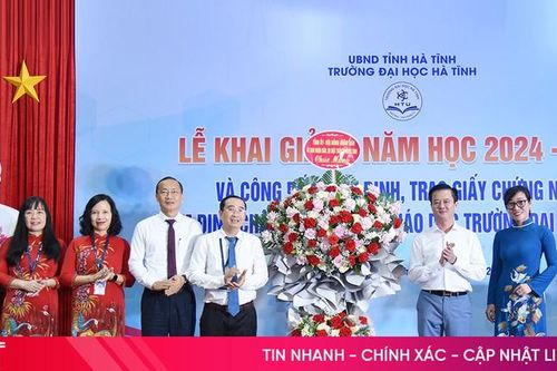 Trường Đại học Hà Tĩnh khai giảng năm học mới 2024 - 2025