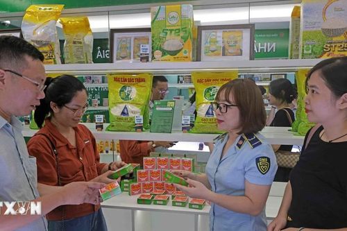 TP Hồ Chí Minh tăng cường kiểm tra hàng giả, hàng nhái dịp cuối năm