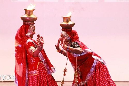 Những vũ điệu ấn tượng từ đoàn múa dân gian Rajasthan-Ấn Độ