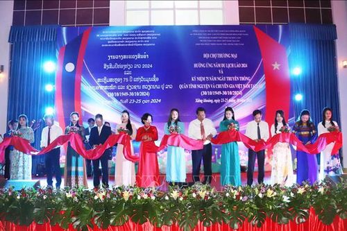 Khai mạc Hội chợ Thương mại Việt Nam - Lào năm 2024