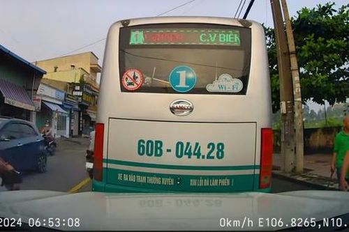 Xử phạt tài xế cùng nhân viên xe buýt xô xát với người đi đường