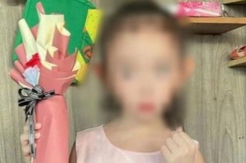 Bố của bé gái 5 tuổi bị mẹ bạo hành đến tử vong: Đau lòng khi nhận thi thể con