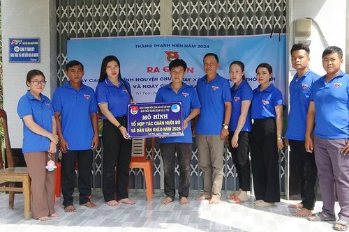 Tiếp sức thanh niên dân tộc thiểu số Khmer