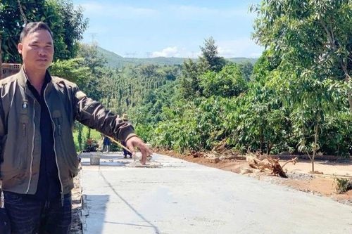 Bí thư chi bộ năng động, gương mẫu