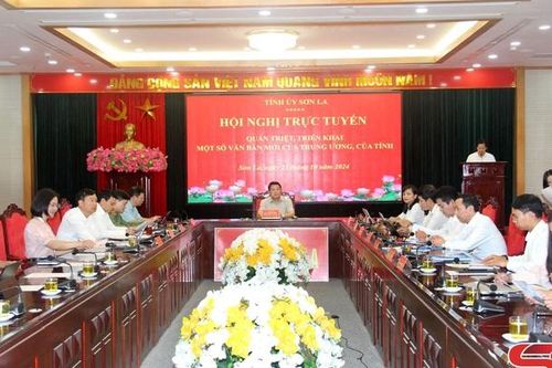 Hội nghị quán triệt, triển khai một số văn bản mới của Trung ương, của tỉnh