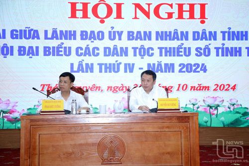 Chủ tịch UBND tỉnh lắng nghe, giải đáp nhiều kiến nghị của đồng bào dân tộc thiểu số