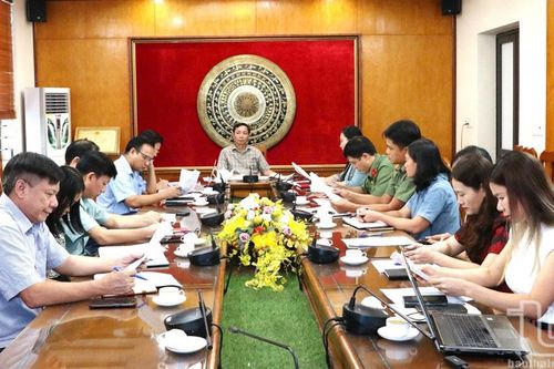 Bàn giải pháp hoàn thành mục tiêu xây dựng nông thôn mới