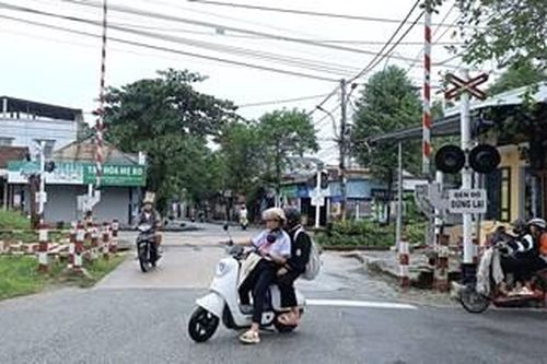 Phong Điền cần 18 tỷ đồng cải tạo, nâng cấp các vị trí qua đường sắt Bắc-Nam