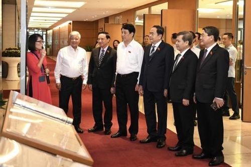 Triển lãm chuyên đề Nhật báo Quốc hội với Tổng tuyển cử đầu tiên