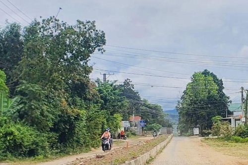 Kon Tum: Cần đẩy nhanh tiến độ thi công và đưa vào sử dụng đường Trường Chinh