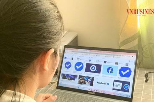 Khi 'tick xanh' trở thành món hàng, làm mờ ranh giới giữa tài khoản thật và giả