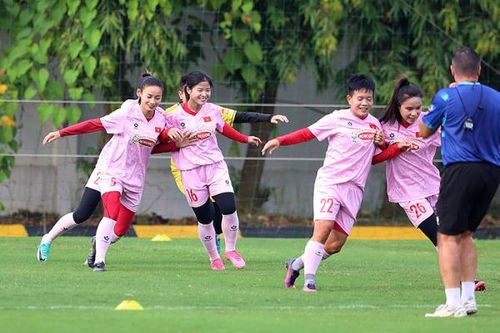 Cơ hội với những gương mặt trẻ ở tuyển nữ Việt Nam