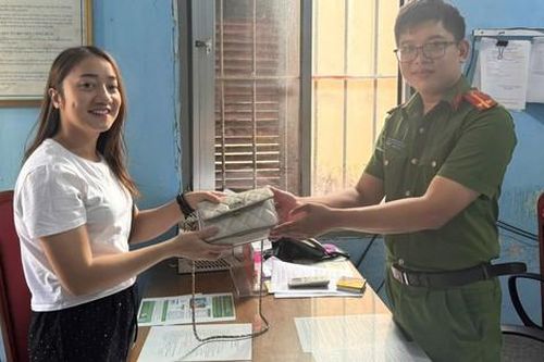 Trung úy công an phường nhặt được nhiều tài sản bằng vàng khi đang thực hiện nhiệm vụ