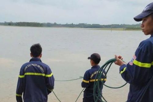 Một học sinh tử vong khi cùng nhóm bạn ra chơi hồ Hà Thượng