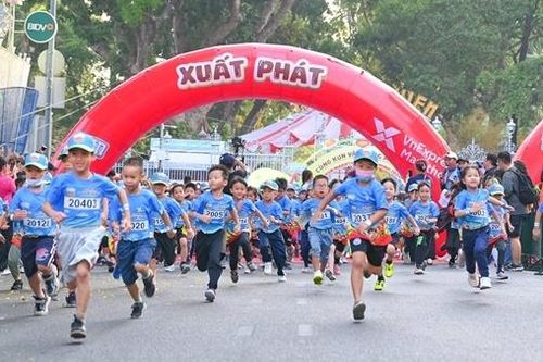 Bát nháo các giải chạy phong trào