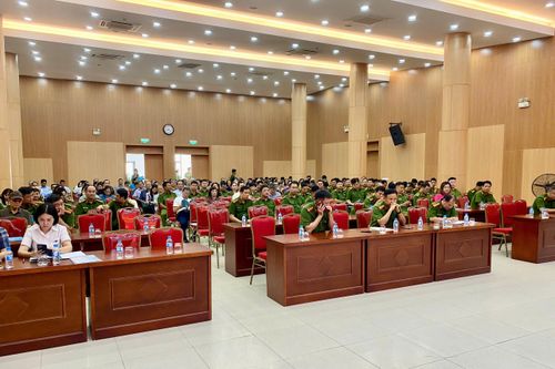 Nâng cao công tác thi hành án hình sự và hỗ trợ tái hòa nhập cộng đồng với người mãn hạn tù